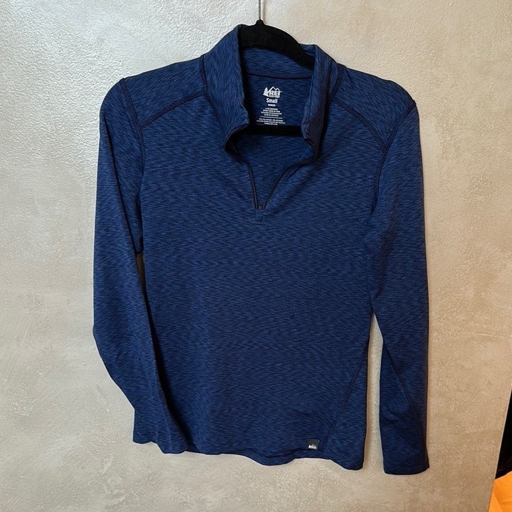 REI Blue Long Sleeve Quarter-Zip Top size small